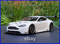 AUTOart 1/18 Scale Aston Martin Vantage V12 GT3 White Diecast