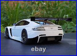 AUTOart 1/18 Scale Aston Martin Vantage V12 GT3 White Diecast