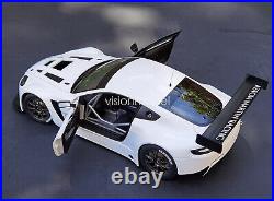 AUTOart 1/18 Scale Aston Martin Vantage V12 GT3 White Diecast