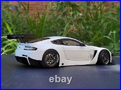 AUTOart 1/18 Scale Aston Martin Vantage V12 GT3 White Diecast Car Model Toy