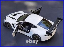 AUTOart 1/18 Scale Aston Martin Vantage V12 GT3 White Diecast Car Model Toy