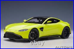AUTOart 70279 Aston Martin Vantage 2019 (lime essence) composite model/full ope