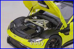 AUTOart 70279 Aston Martin Vantage 2019 (lime essence) composite model/full ope