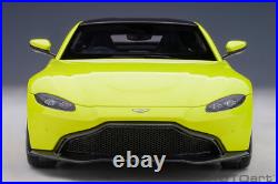 AUTOart 70279 Aston Martin Vantage 2019 (lime essence) composite model/full ope