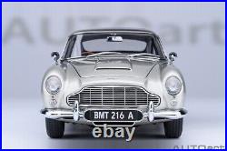 AUTOart 70296 ASTON MARTIN DB5 GOLDFINGER WithWEAPONS, SILVER