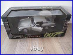 AUTOart Aston Martin DB5 007 1/18 Scale Car with box James Bond car Excellent