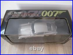 AUTOart Aston Martin DB5 007 1/18 Scale Car with box James Bond car Excellent