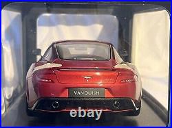 AUTOart Aston Martin Vanquish Volcano Red 70249 1/18