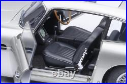 AUTOart GOLDFINGER 007 JAMES BOND ASTON MARTIN DB5 1/18 MODEL CAR SILVER 70296