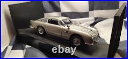 AUTOart MODELS 007 ASTON MARTIN DB5 -GOLDFINGER 1/18 SCALE MODEL CAR 70020 AUTOart MODELS 007 ASTON MARTIN DB5 -GOLDFINGER 1/18 SCALE MODEL CAR 70020