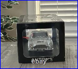 AUTOart Millenium Aston Martin DB5 1964 Silver 118 Scale Model # 70211 AUTOart Millenium Aston Martin DB5 1964 Silver 118 Scale Model # 70211