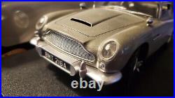 Aston Martin DB5 007 Goldfinger 1/18 Scale (Hotwheels)