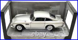 Aston Martin DB5 1964 Silver Birch Solido 1/18 Scale Diecast S1807101 10 in