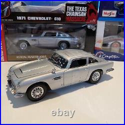 Aston Martin DB5 Damage with Bullet Holes Limited (James Bond 007) 1/18 Scale