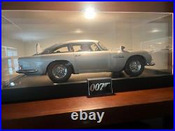 Aston Martin DB5 James Bond 007 1/8th scale by Eaglemoss +MANY EXTRAS