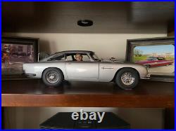 Aston Martin DB5 James Bond 007 1/8th scale by Eaglemoss +MANY EXTRAS
