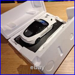 Aston Martin DBS Superleggera Stratus White 118 Scale TSM TS0267 MIB