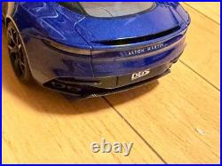 Aston Martin Dbs 1/18 Scale Model Car Diecast Vehicle Collectible Display