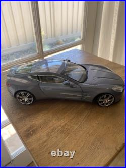 Aston Martin One-77 Mondo Motors Collectible Model Car 1/18th Scale