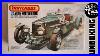 Aston_Martin_Ulster_Unboxing_The_1930s_Le_Mans_Car_In_1_32_By_Matchbox_01_plis