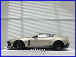 Aston Martin Valour (Satin Silver Birch) Runner 1/18 scale