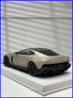Aston Martin Valour (Satin Silver Birch) Runner 1/18 scale