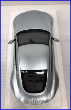 Aston Martin Vantage AUTO art Scale size 1/18 Silver used/opened From JAPAN