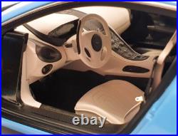 AutoArt 1/18 Scale 70240 2009 Aston Martin One 77 Blue AutoArt 1/18 Scale 70240 2009 Aston Martin One 77 Blue