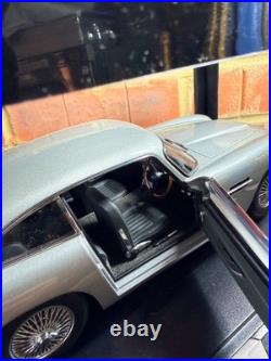 Auto Art 118 Scale Aston Martin DB5 Millenium Edition-Rare