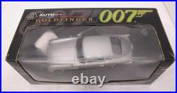 Auto Art James Bond Goldfinger Aston Martin DB5 1/18 Scale