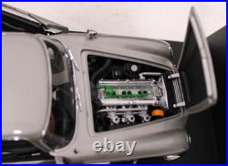 Auto Art James Bond Goldfinger Aston Martin DB5 1/18 Scale