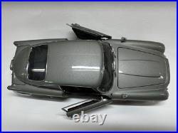 Autoart 007 Bond Aston Martin DB-5 Goldfinger 118 Scale 70020 Boxed
