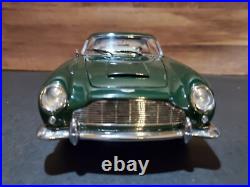 Autoart 1964 Aston Martin DB5 118 Scale Diecast Car British Racing Green Autoart 1964 Aston Martin DB5 118 Scale Diecast Car British Racing Green