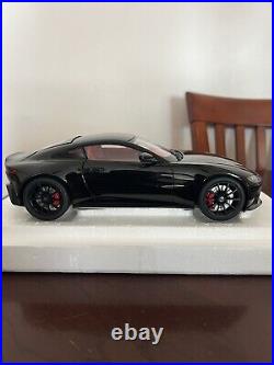Autoart 1/18 Aston Martin Vantage (RHD) Autoart 1/18 Aston Martin Vantage (RHD)
