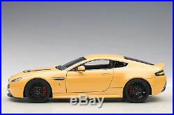 Autoart 70252 Aston Martin V12 Vantage S 2015, Yellow Tang 118th Scale