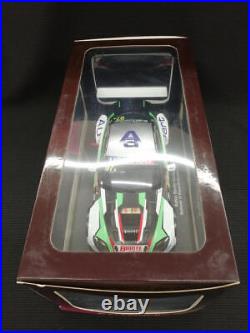Autoart Aston Martin V12 Vantage 2015 99 1/18 Scale