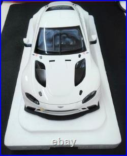 Autoart Aston Martin Vantage GTE 2018 White 118 Scale Model Car