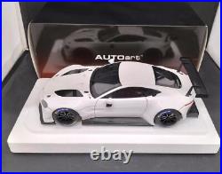 Autoart Aston Martin Vantage Gte2018 1/18 Scale