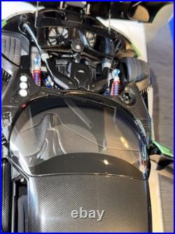 Autoart Aston Martin Vulcan Apple Tree Green WithOrange Accents 1/18 Car 70263