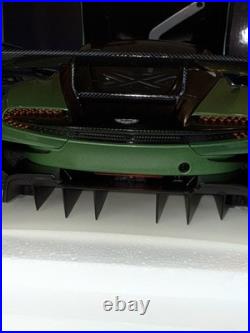 Autoart Aston Martin Vulcan Apple Tree Green WithOrange Accents 1/18 Car 70263 Autoart Aston Martin Vulcan Apple Tree Green WithOrange Accents 1/18 Car 70263