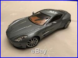 Autoart Signature Aston Martin One-77 Villa DEste Blue 118 Scale