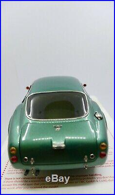 CMC M-132 1961 Aston Martin DB4 GT Zagato Green Metalic Scale 118 NEW