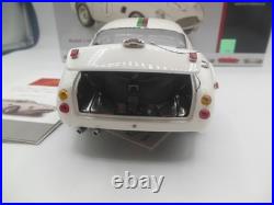 CMC M-139 Aston Martin DB4 Zagato Le Mans 1961 Rn 1 in White 118 Scale Ltd ed