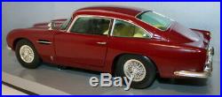 Chrono 1/18 Scale Diecast H1002 1963 Aston Martin DB5 Peony Red