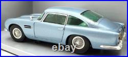 Chrono 1/18 Scale Diecast H1003 1963 Aston Martin DB5 Met Ice Blue Chrono 1/18 Scale Diecast H1003 1963 Aston Martin DB5 Met Ice Blue