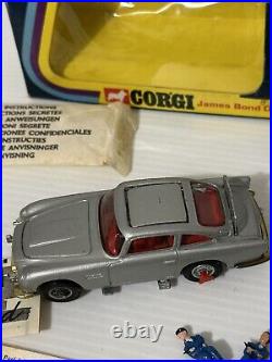 Corgi No. 270 James Bond Aston Martin Db5 Silver 1/43 Scale Made In Gt Britain