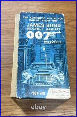 Craft Master AirFix James Bond 007 Aston-Martin DB-5 1/24 Scale Car Kit Craft Master AirFix James Bond 007 Aston-Martin DB-5 1/24 Scale Car Kit