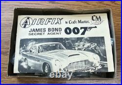 Craft Master AirFix James Bond 007 Aston-Martin DB-5 1/24 Scale Car Kit Craft Master AirFix James Bond 007 Aston-Martin DB-5 1/24 Scale Car Kit