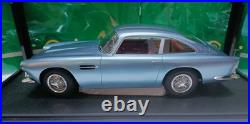 Cult Models 118 Aston Martin DB4 1958 Metal Blue Coupe resin car Model