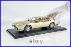 Cult Scale 118 Aston Martin Lagonda Series IV Ice Green 1988-90 Limited